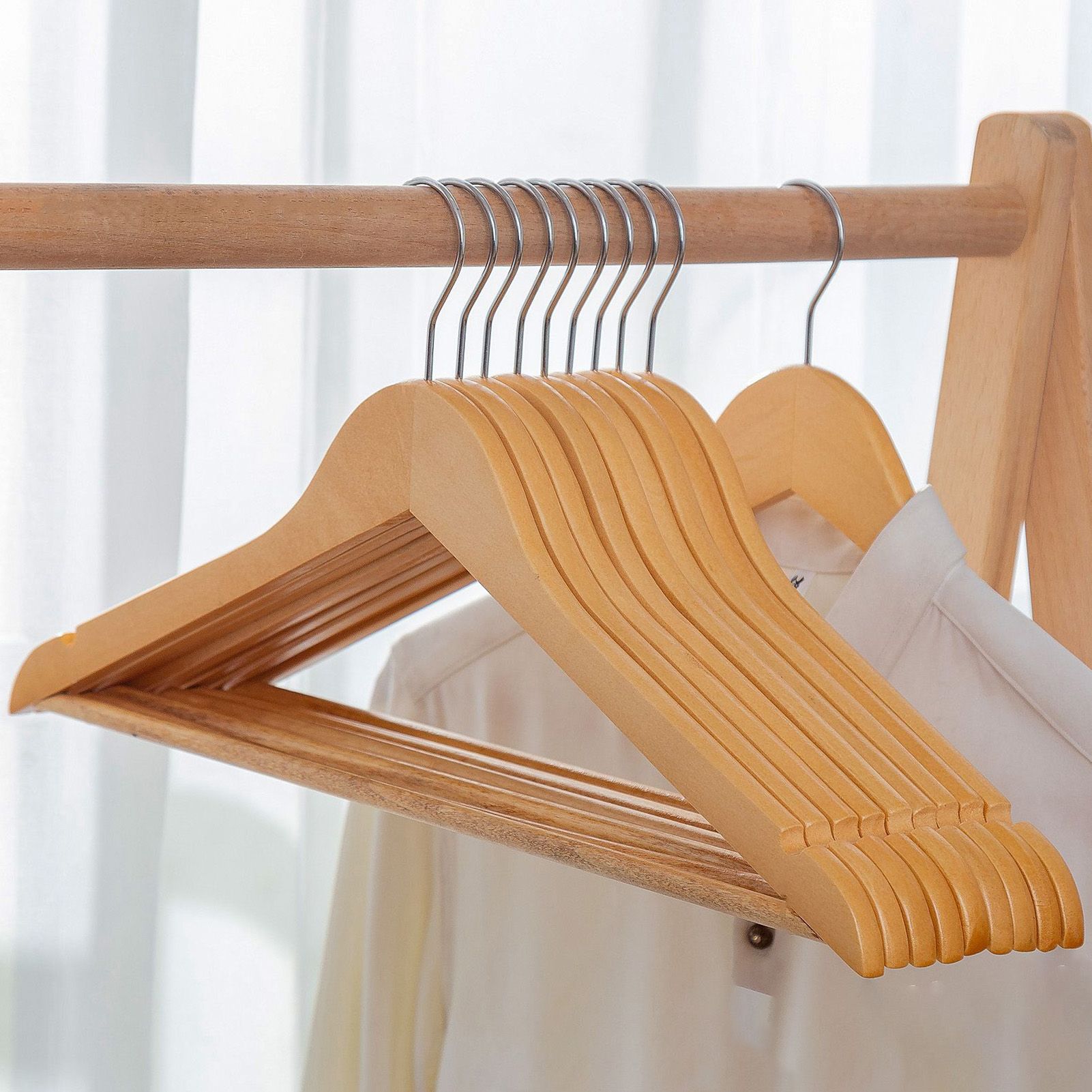 Wooden Coat Hanger Non Slip Clothes Hanging Rack 360 Degree Rotation Suit view 4