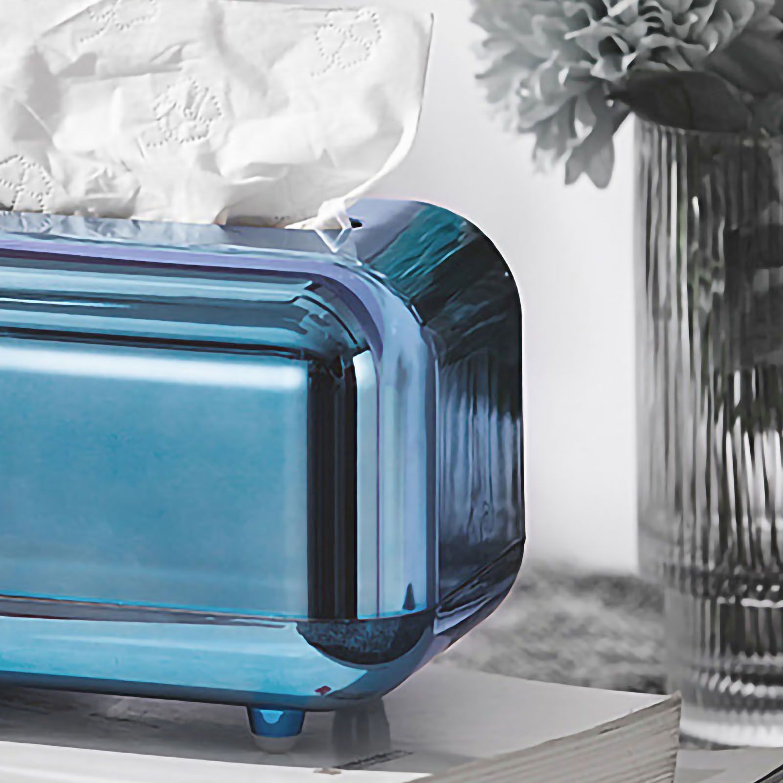 Tissue Storage Box Electroplated Magnetic Retro Built in Spring Facial Tissue view 2