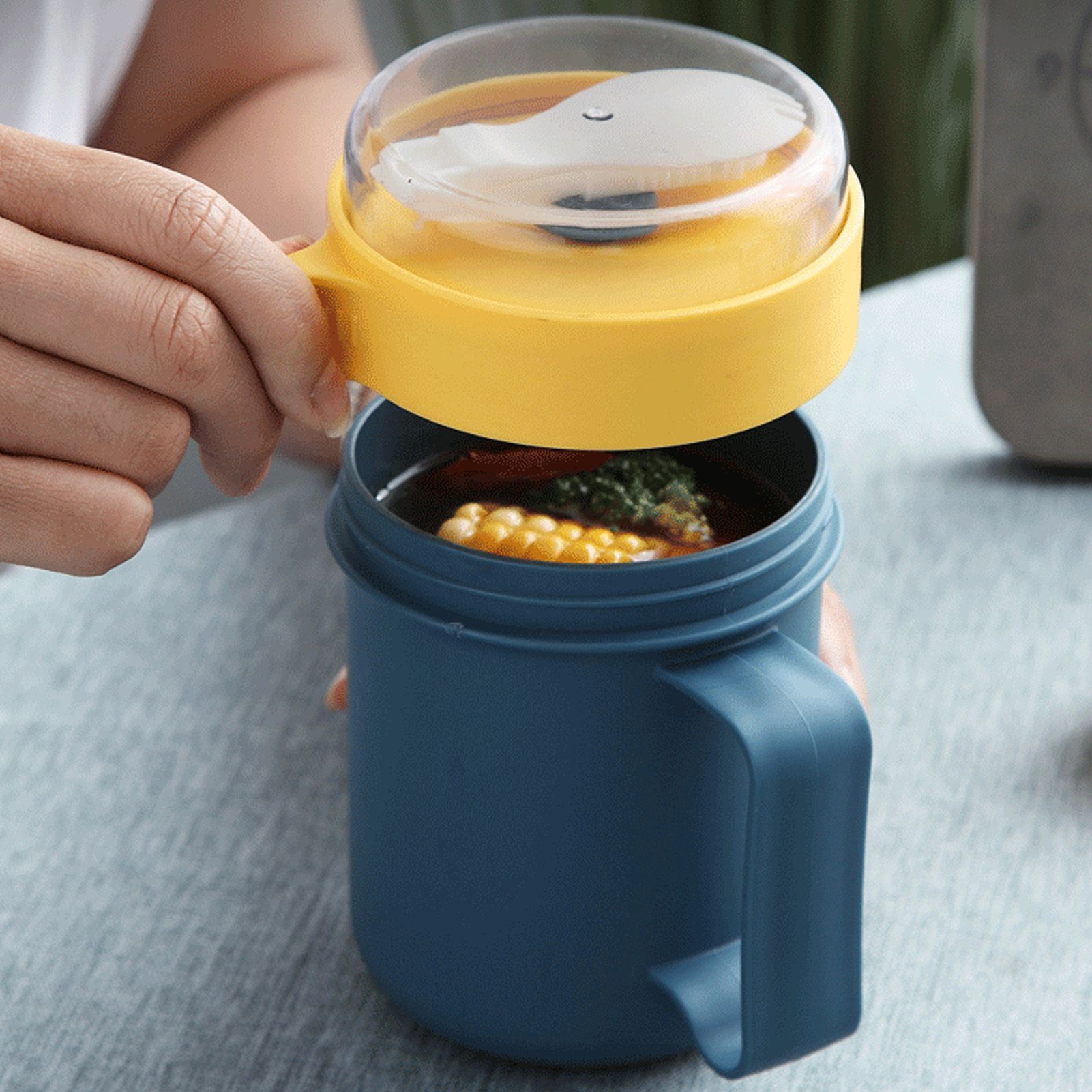 500ML Soup Cup Portable Steady Plastic Insulated Soup Containers with Lid and view 5