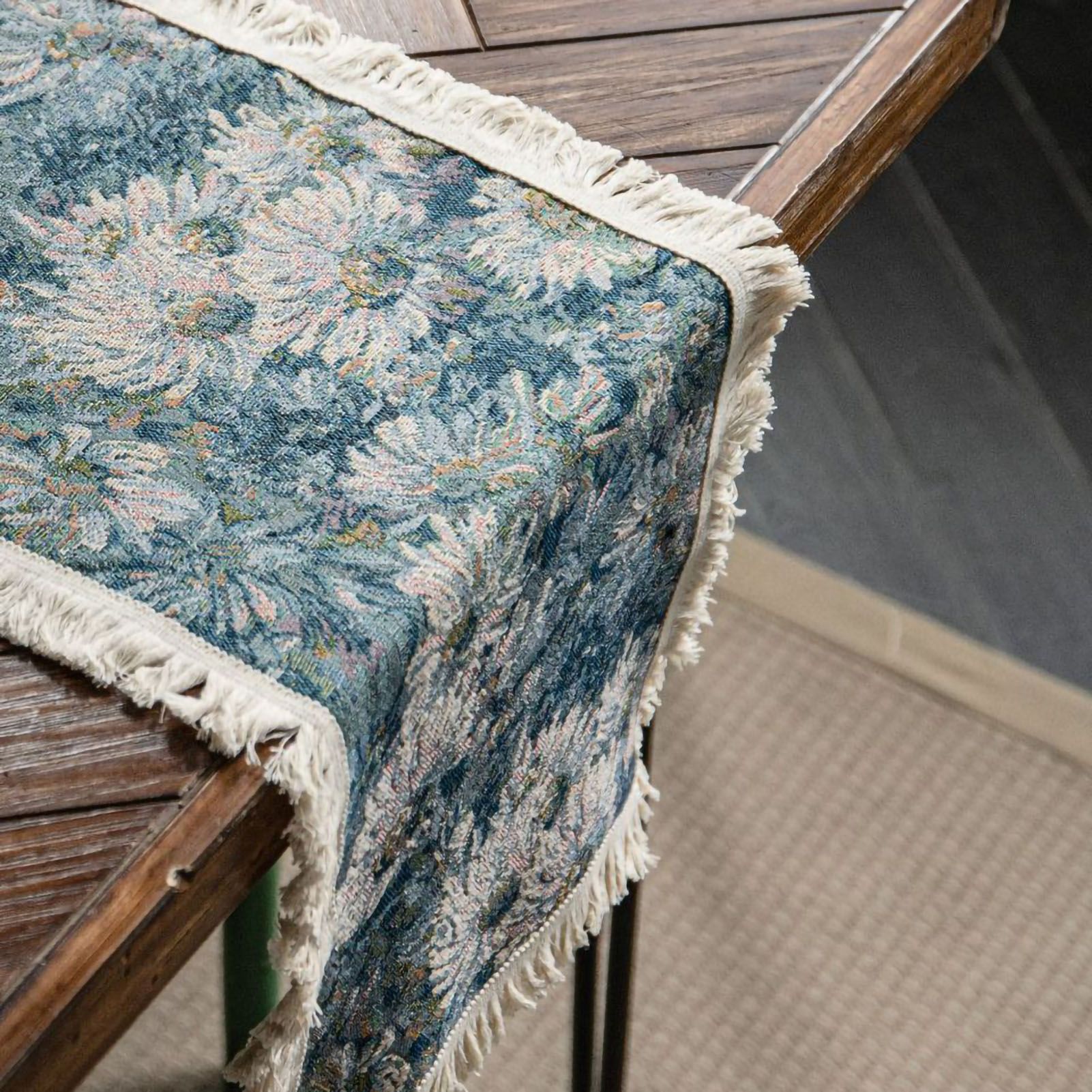 Jute Table Runner Jacquard Sunflower Pattern American Style with Tassels Table view 5