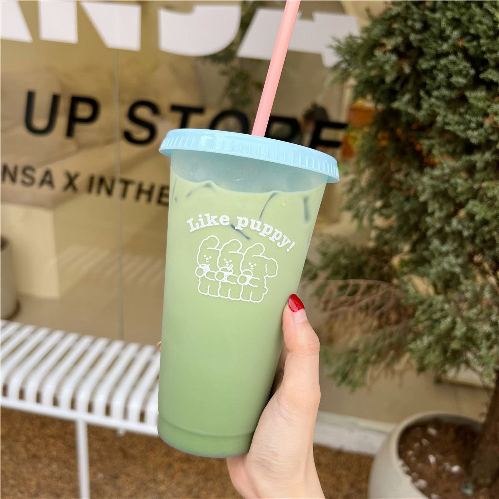 Plastic Coffee Cup Large Capacity Cute Water Cup With Straw Lid for Summer