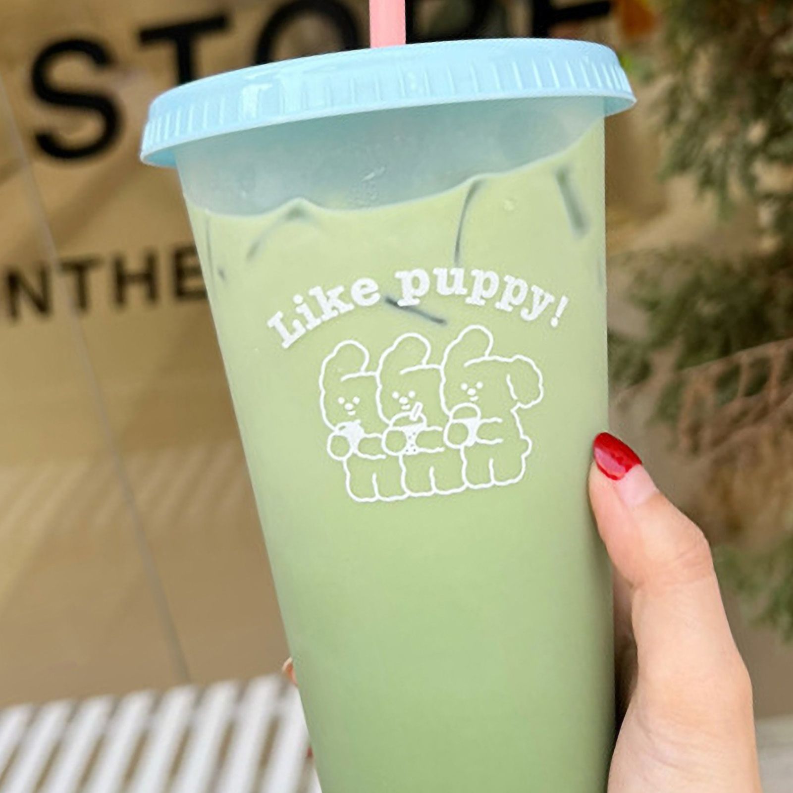 Plastic Coffee Cup Large Capacity Cute Water Cup With Straw Lid for Summer view 2