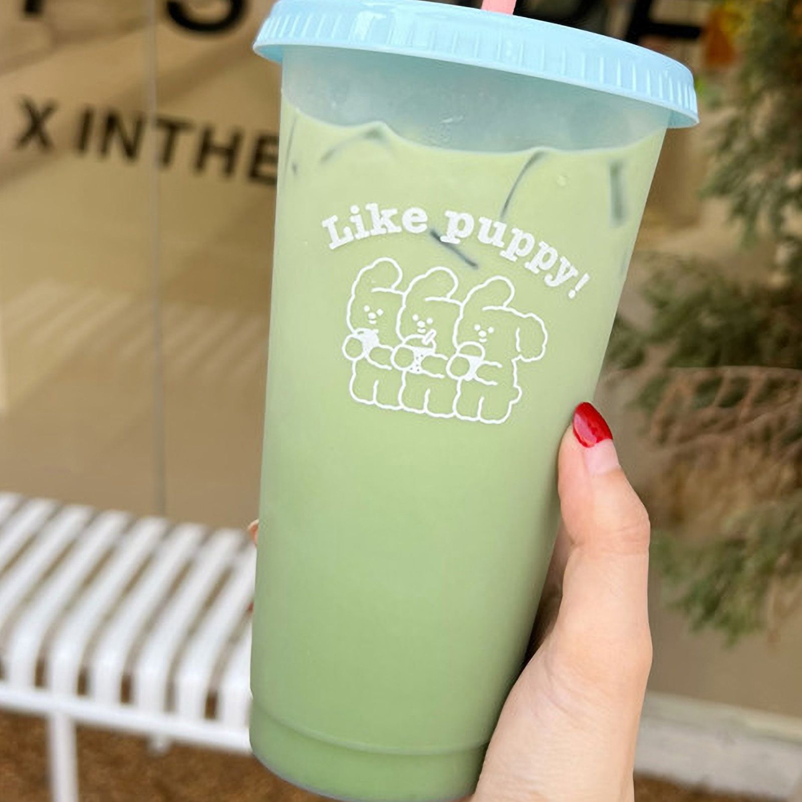Plastic Coffee Cup Large Capacity Cute Water Cup With Straw Lid for Summer view 5