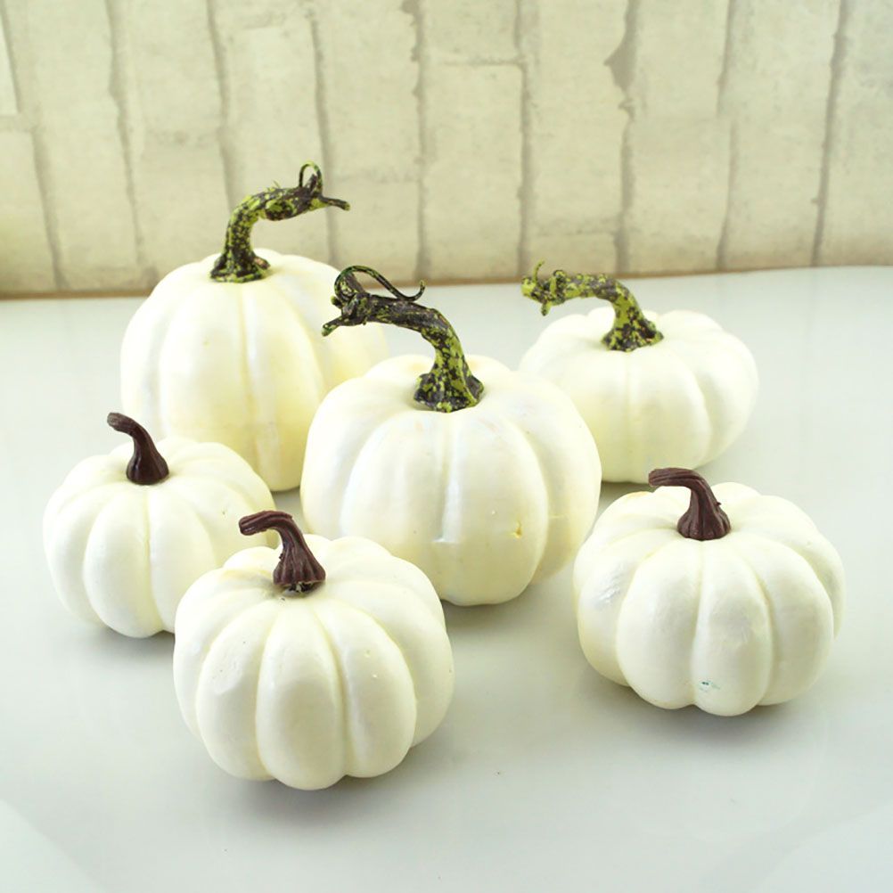 6PCS Different Sizes Fake Pumpkins Foam Pumpkins Toy for Halloween Decoration view 7