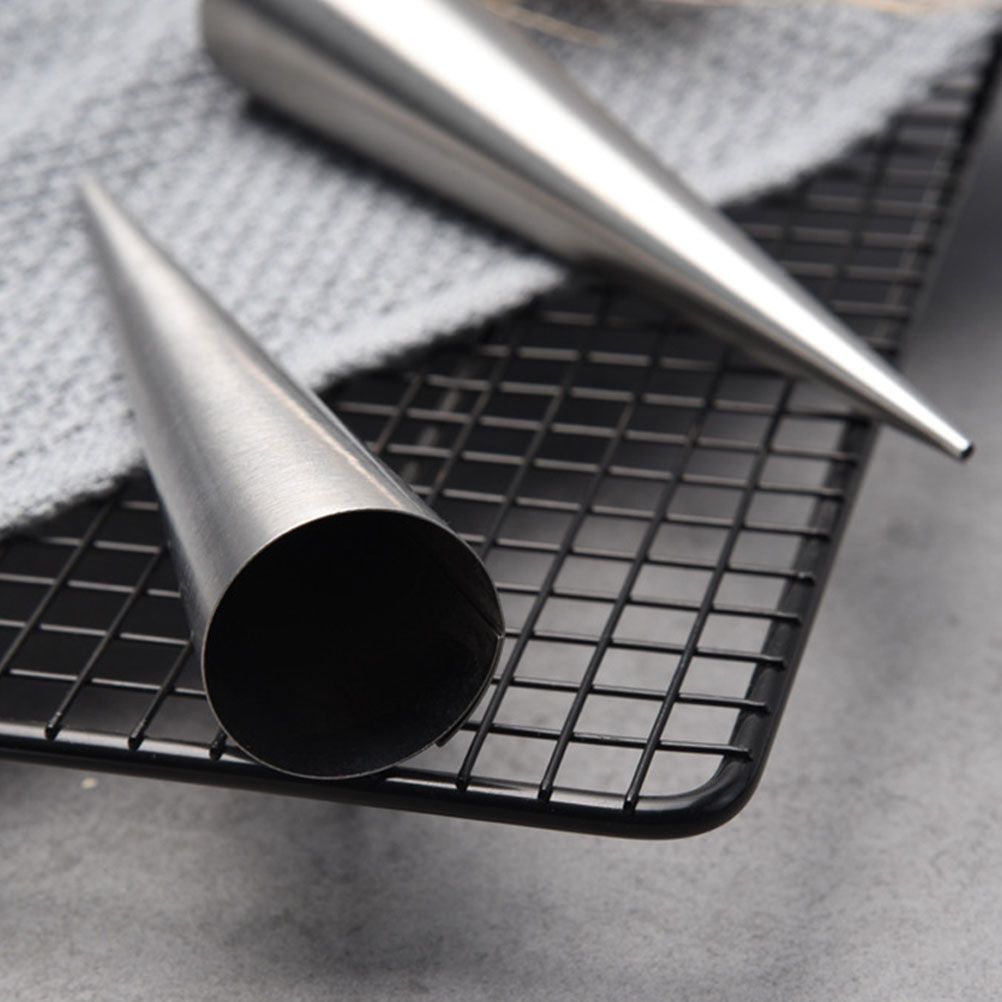 12PCS Stainless Steel Baking Cone DIY Baking Tool Spiral Croissants Mold view 2