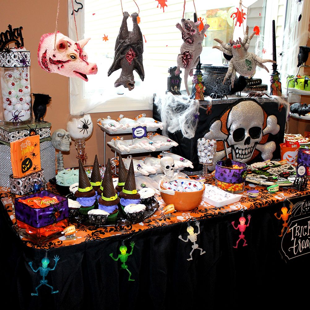 Halloween Hanging Tattered Pig Mouse Spider Bat Prank Props Halloween Party view 4