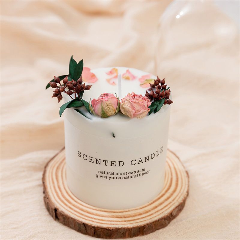 Scented Candle Soy Wax Dry Flower Glass Cover Wood Mat Aromatherapy Candle for view 4