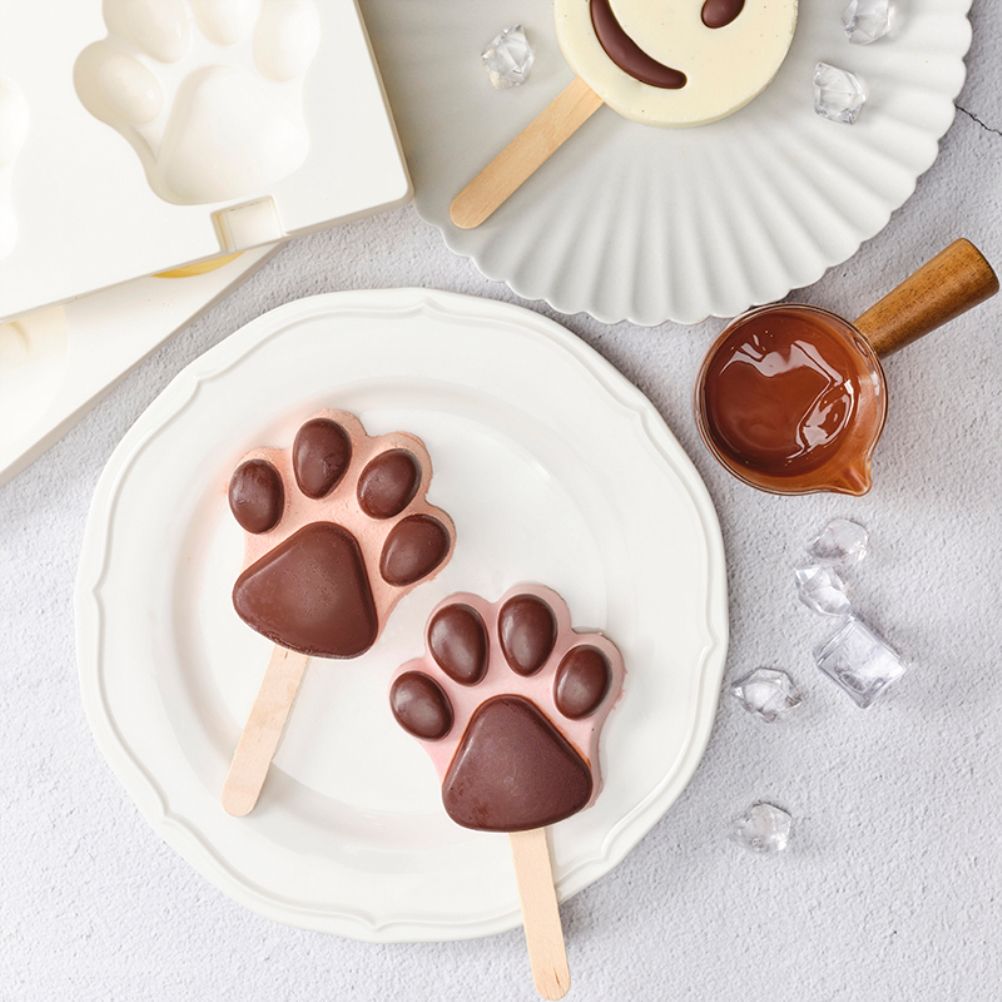 4 Cavities Ice Cream Mold Silicone Popsicle Mold Homemade Heart Shaped Paw Ice view 6