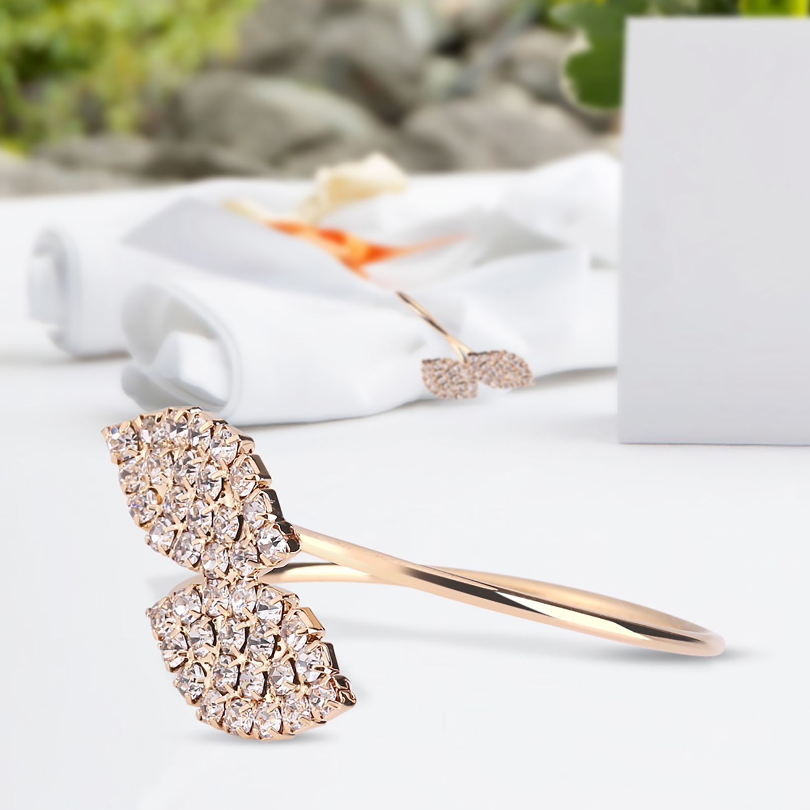 12Pcs Rhinestone Napkin Ring Set Handmade Buckle Holder Wedding Dinner Decoration view 12