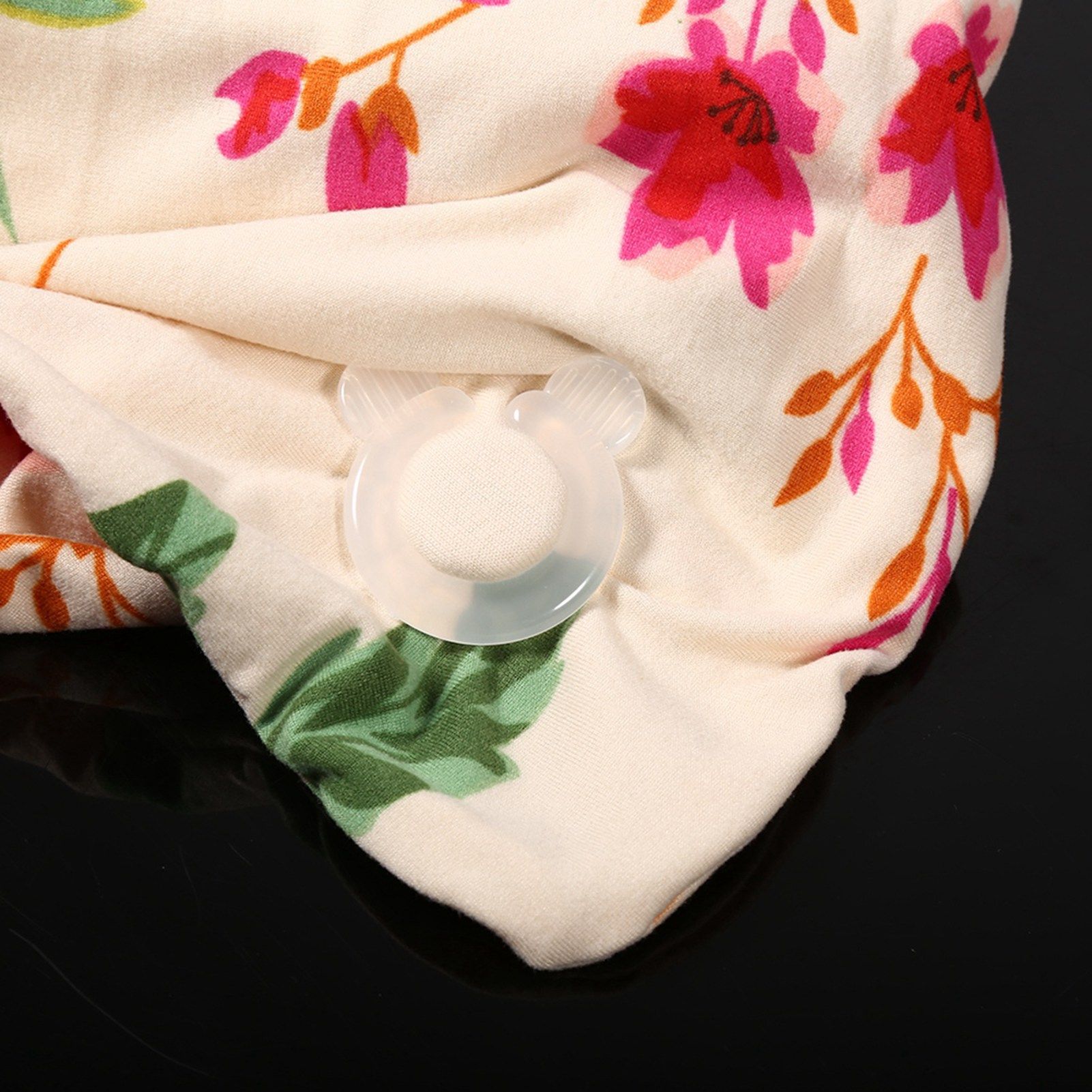 4Pcs Bed Duvet Quilt Cover Clips Fasteners Bedroom Bedding Quilts Fixing view 5