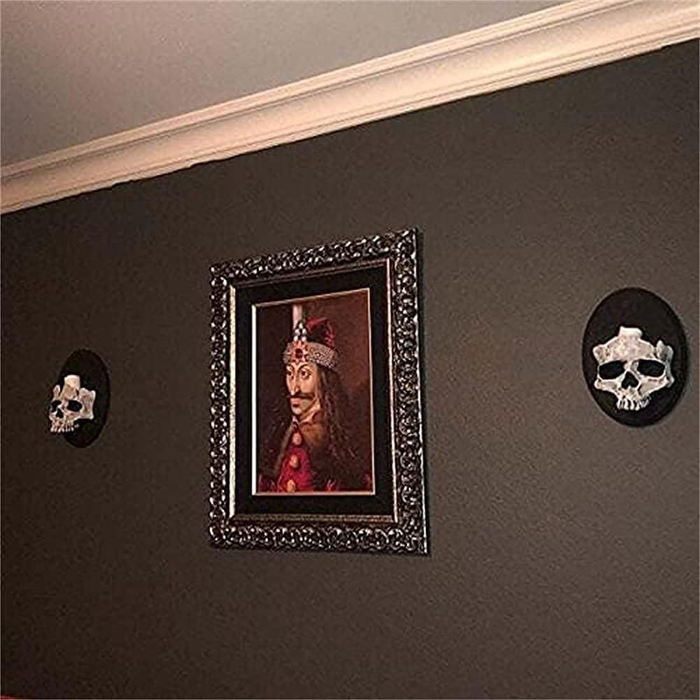 Wall Candle Holder Horror Skeleton Candle Holder for Halloween Party Decoration view 8