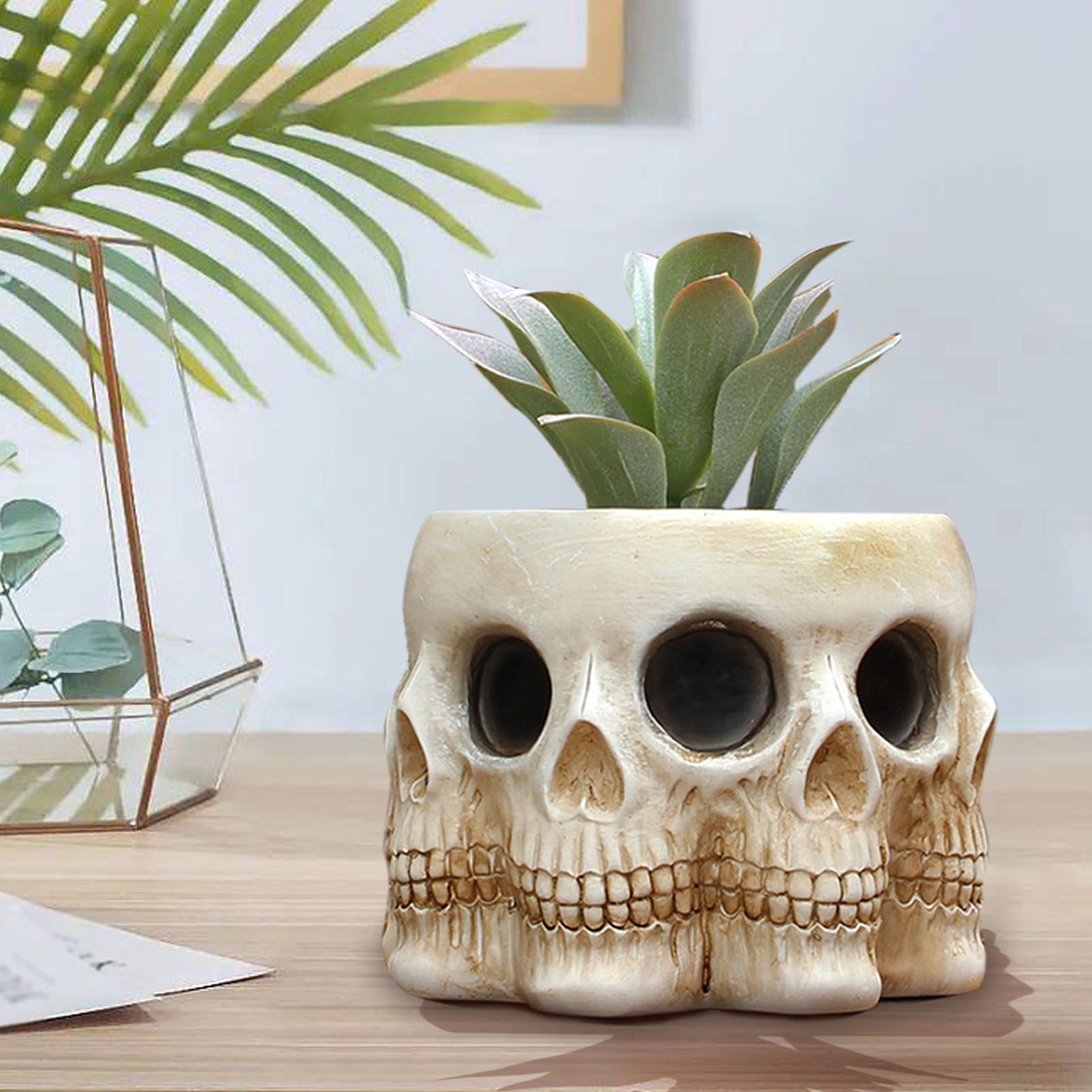 Multifaceted Skull Planter Ornaments Resin Home Garden Horror Skull Decoration view 9