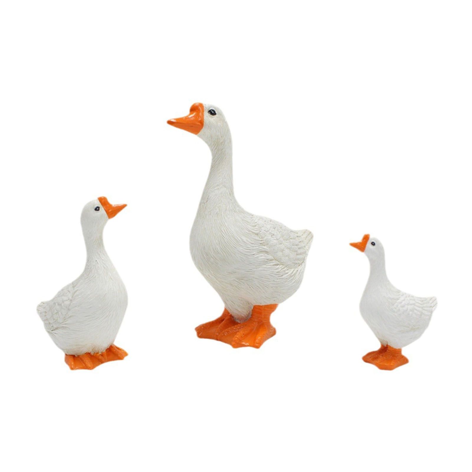 Funny Simulated Goose Resin Statue Goose Family Statues Animal Ornament Decor view 3