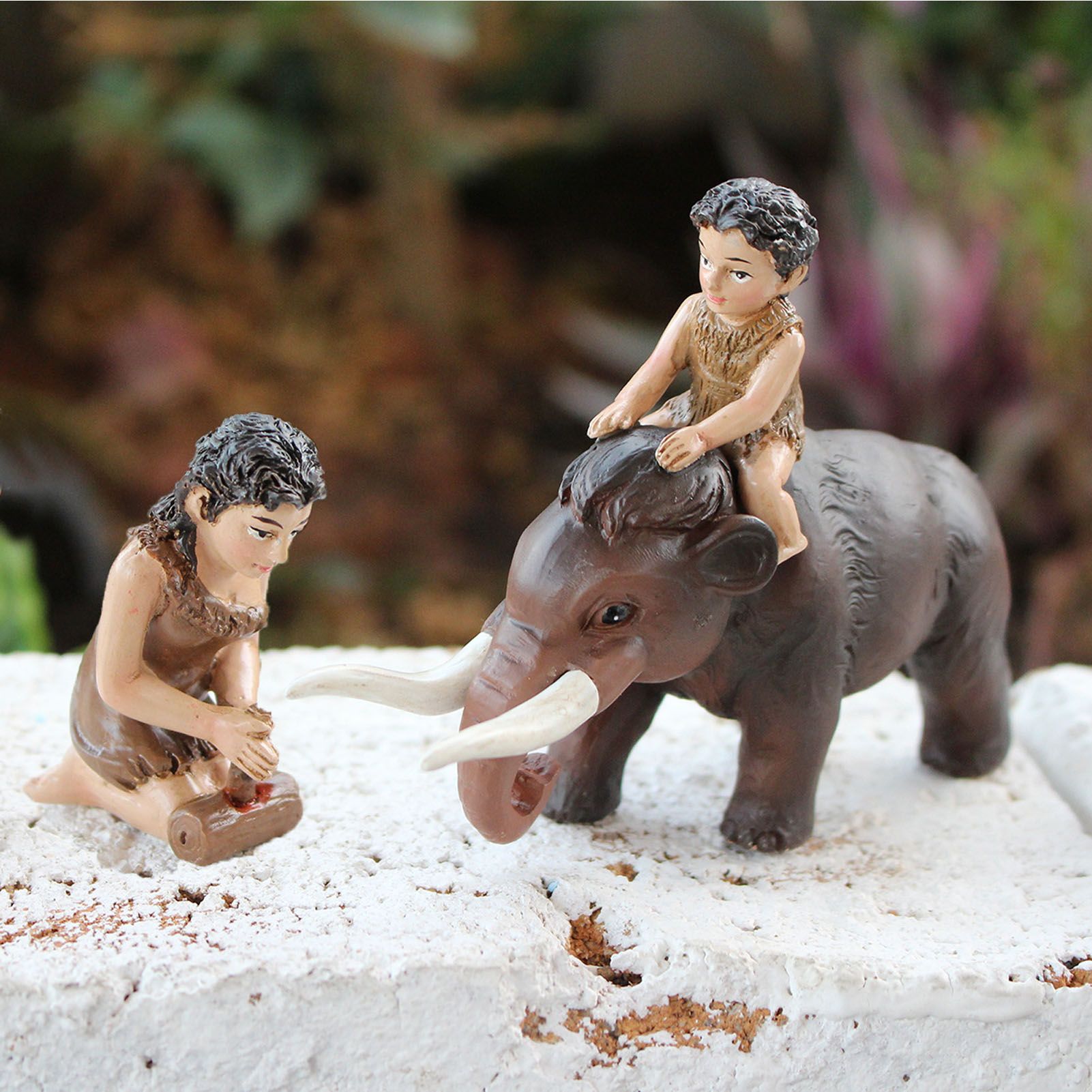 Woolly Mammoth Wildman Statue Resin Miniature Human Figurine for Outdoor view 9