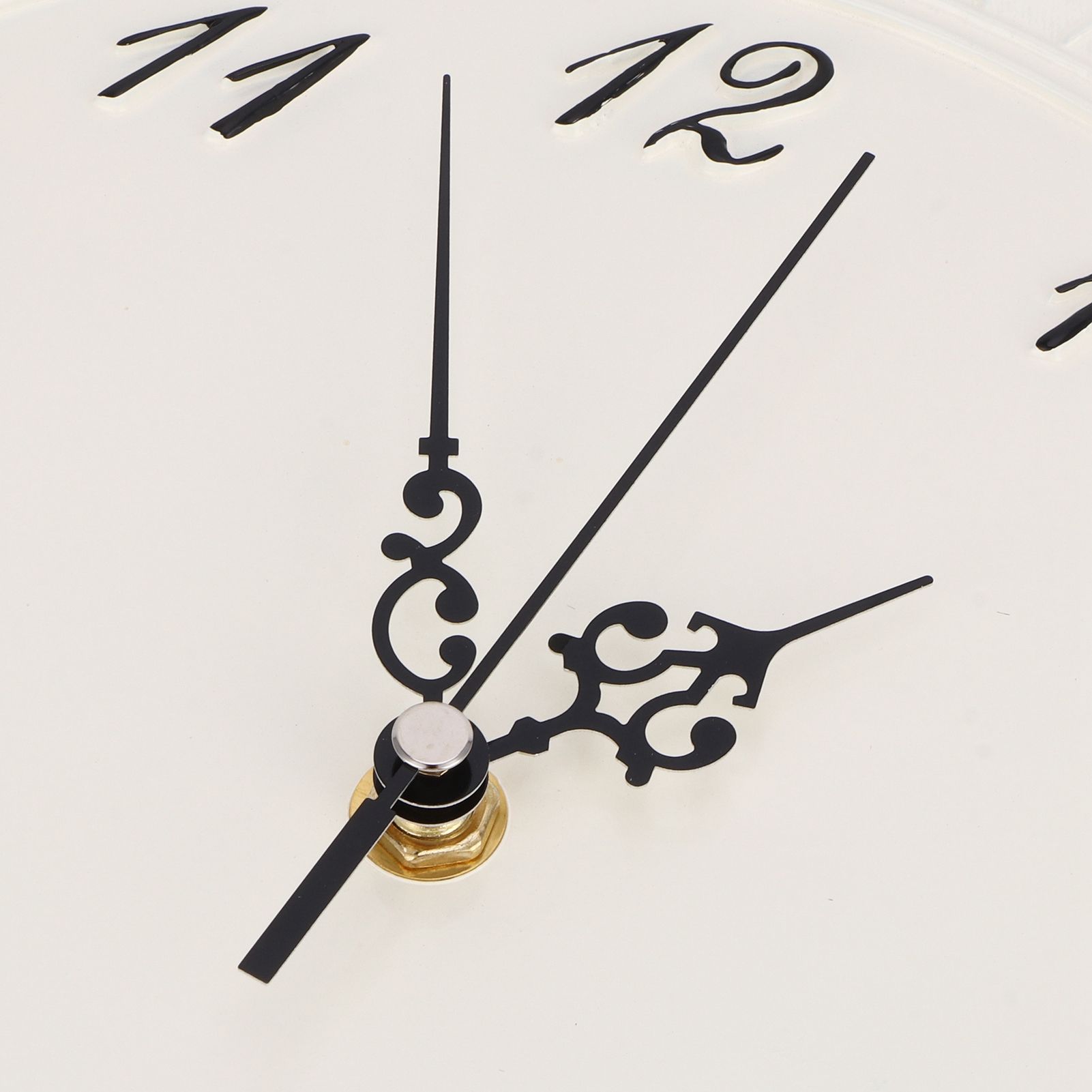 European Style Wall Clock Silent Battery Operated Clock for Home Living Room view 12