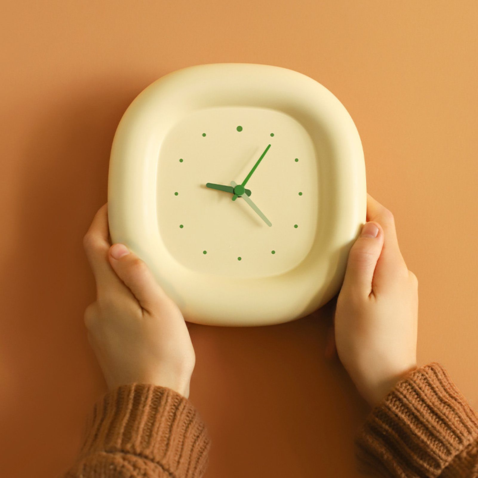 Cute Wall Clock Minimalist Fashionable Multifunction Silent Wall Clock Desktop view 9