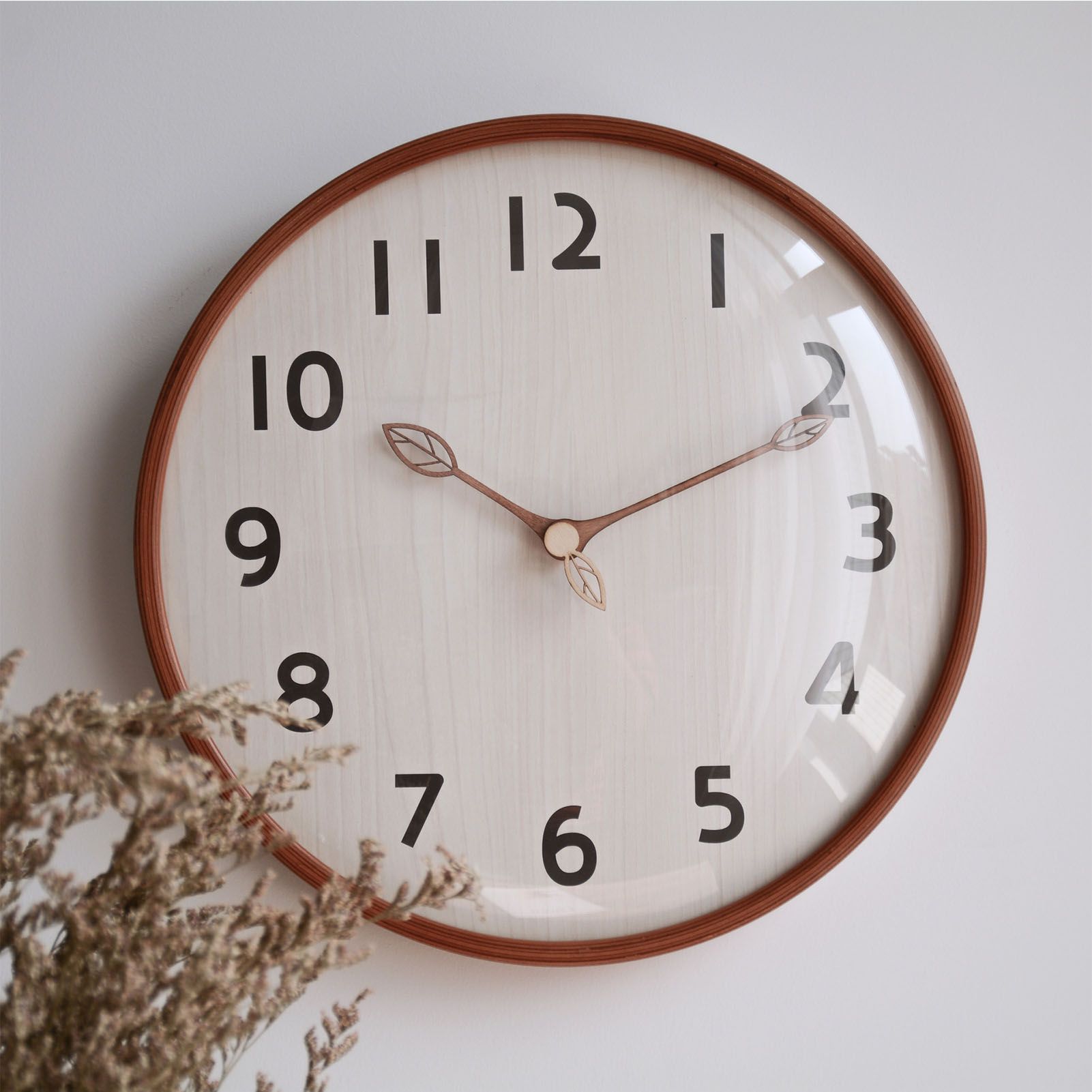 Wood Wall Clock Retro Quiet Decorative 12 Inch Round Wall Clock for Home view 8