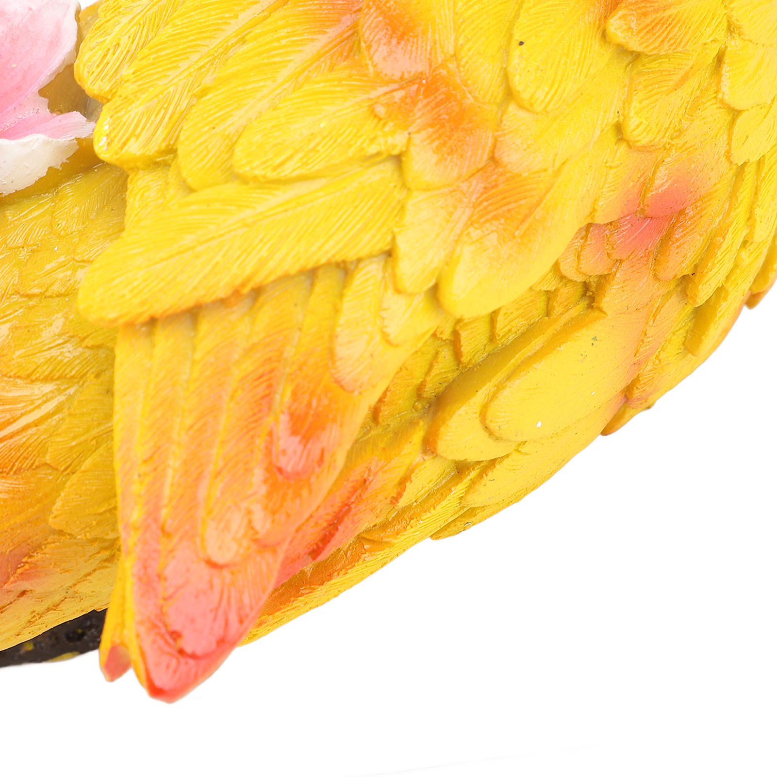 Hanging Parrots Sculpture Decorative Realistic Animal Parrots Garden Statues view 2