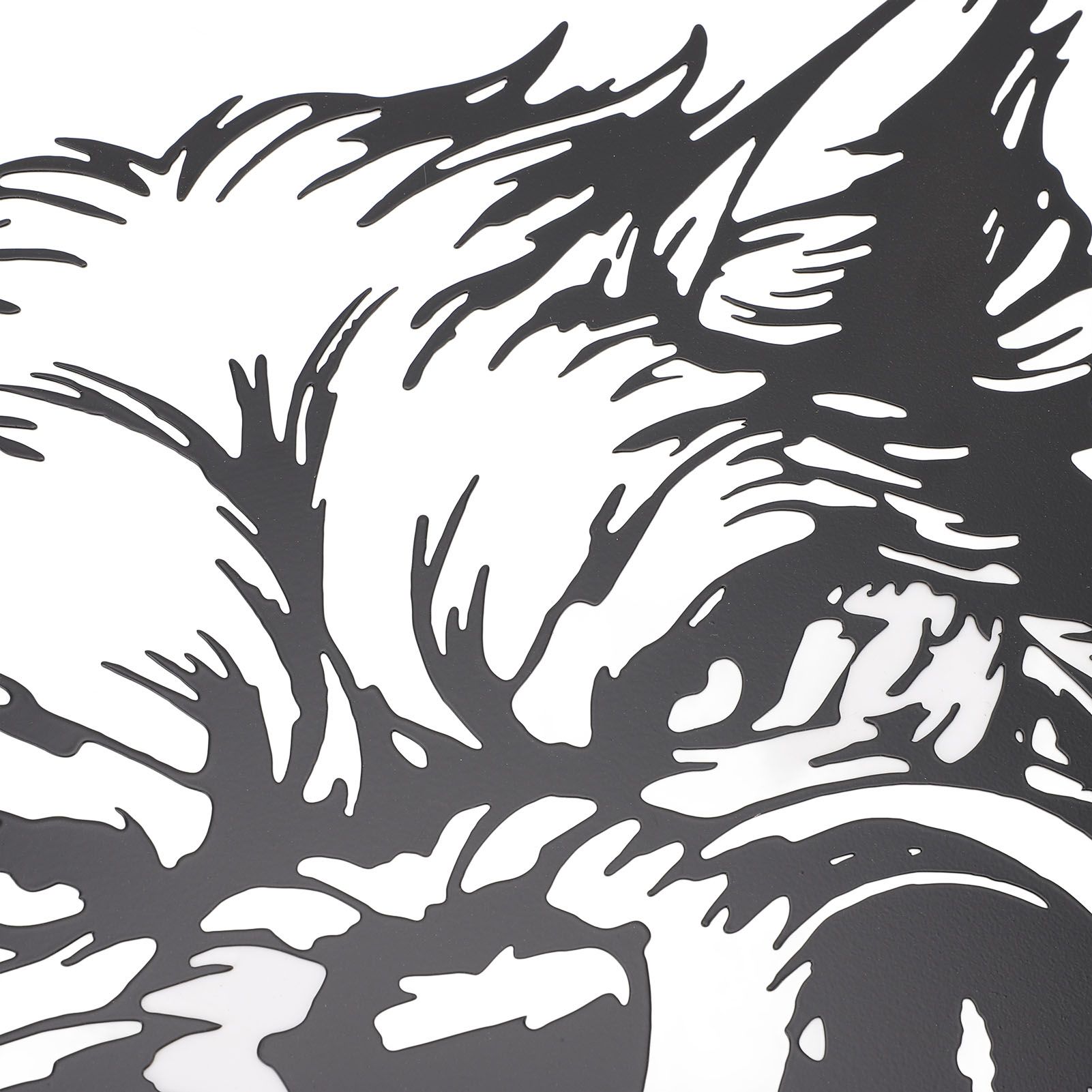 Fierce Wolf Head Wall Art Wrought Iron Roaring Wolf Wall Hanging Decoration view 2