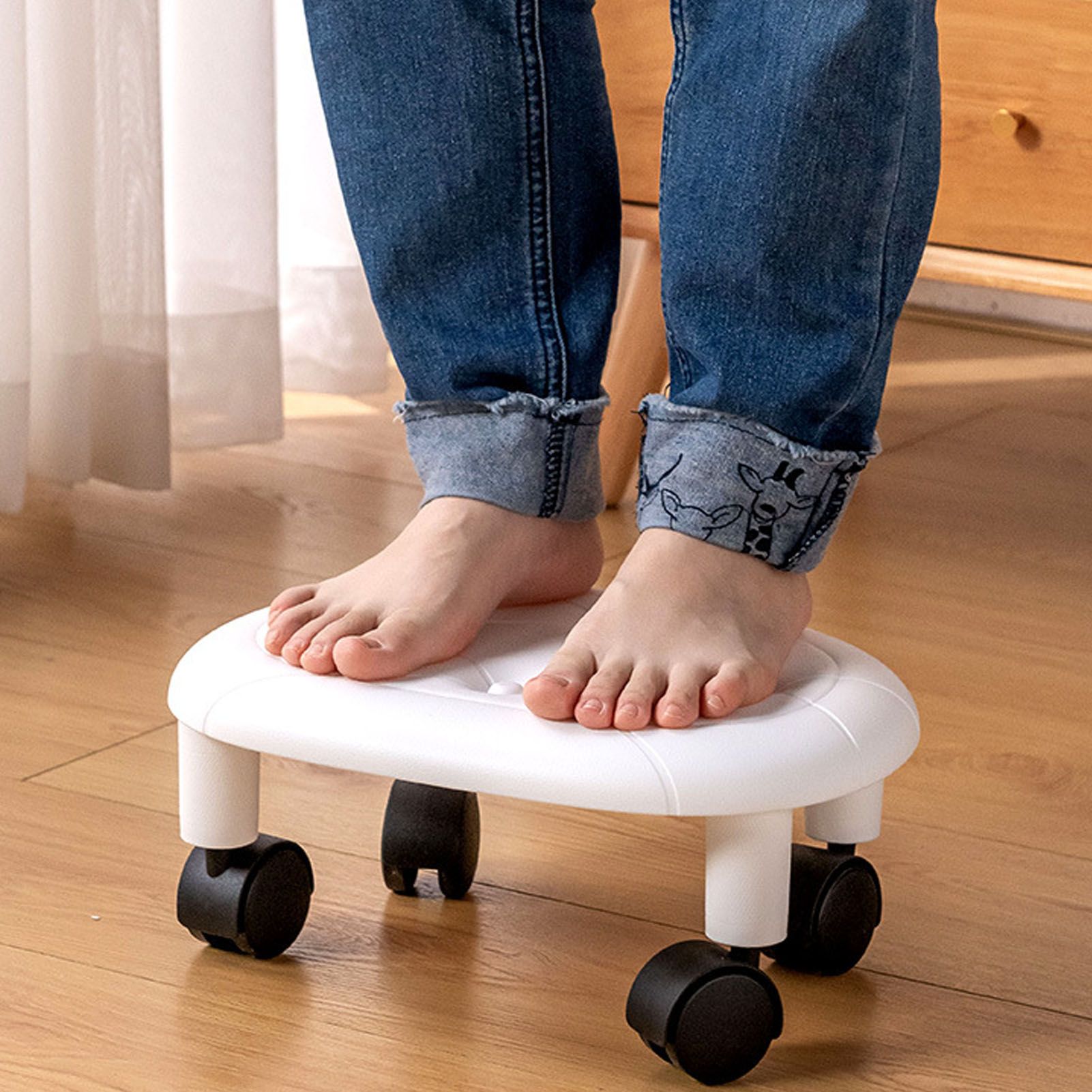 Low Roller Seating PU Surface Plastic Structure Movable Universal Wheels Stool view 9