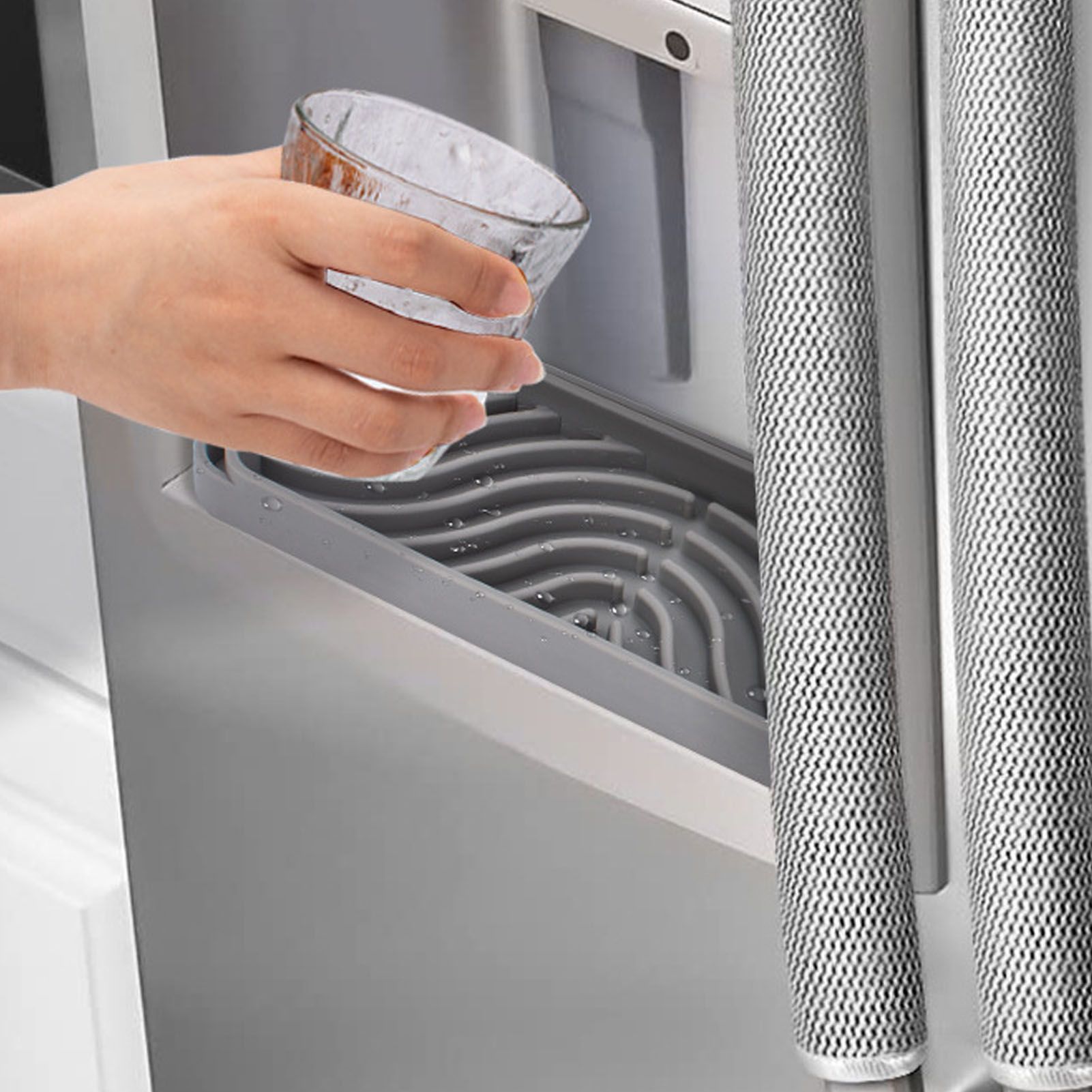 Water Dispenser Drip Pan Easy Cleaning Prevent Splashing Silicone Fridge view 9