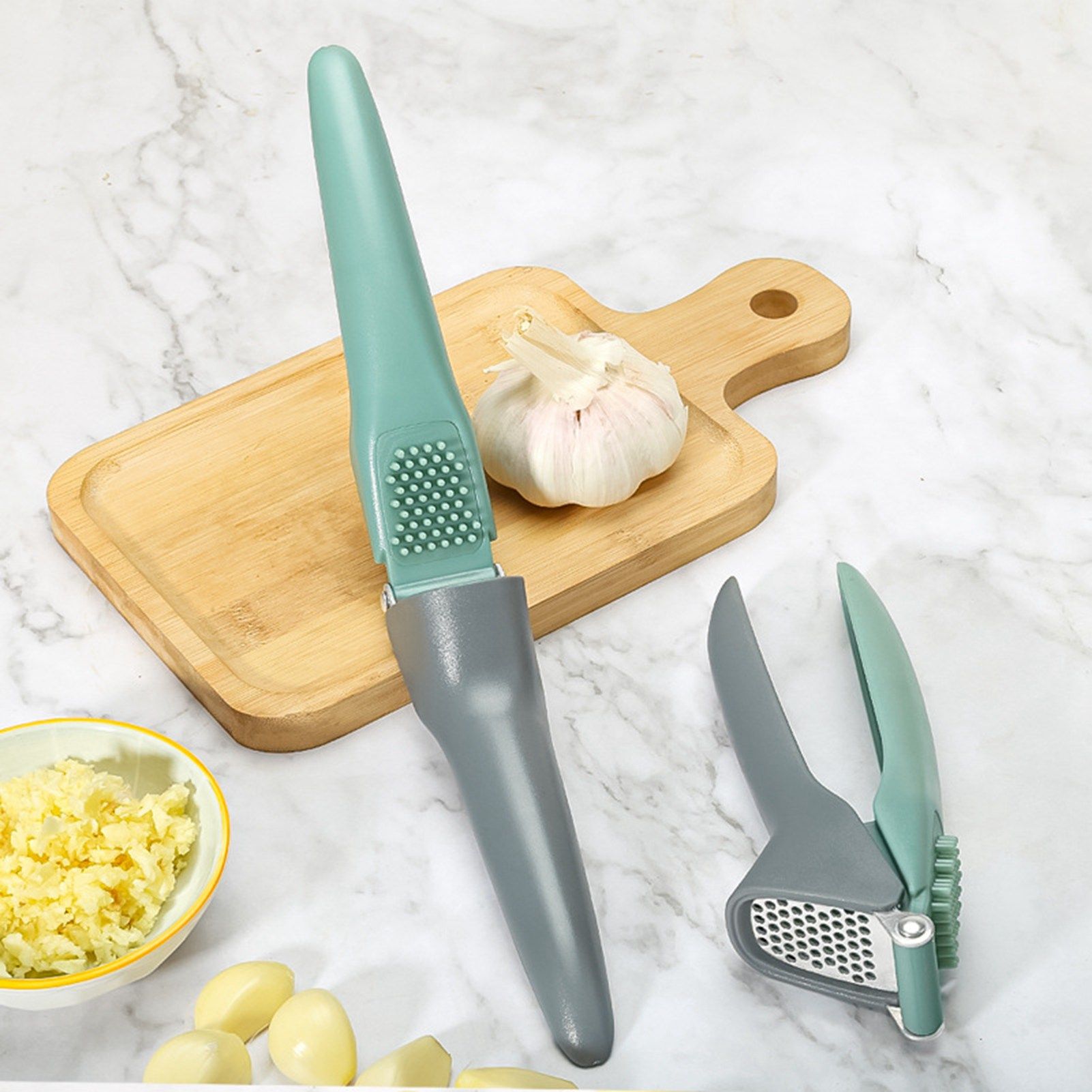 Stainless Steel Garlic Press Manual Easy to Squeeze Clean Garlic Ginger Mincer view 8