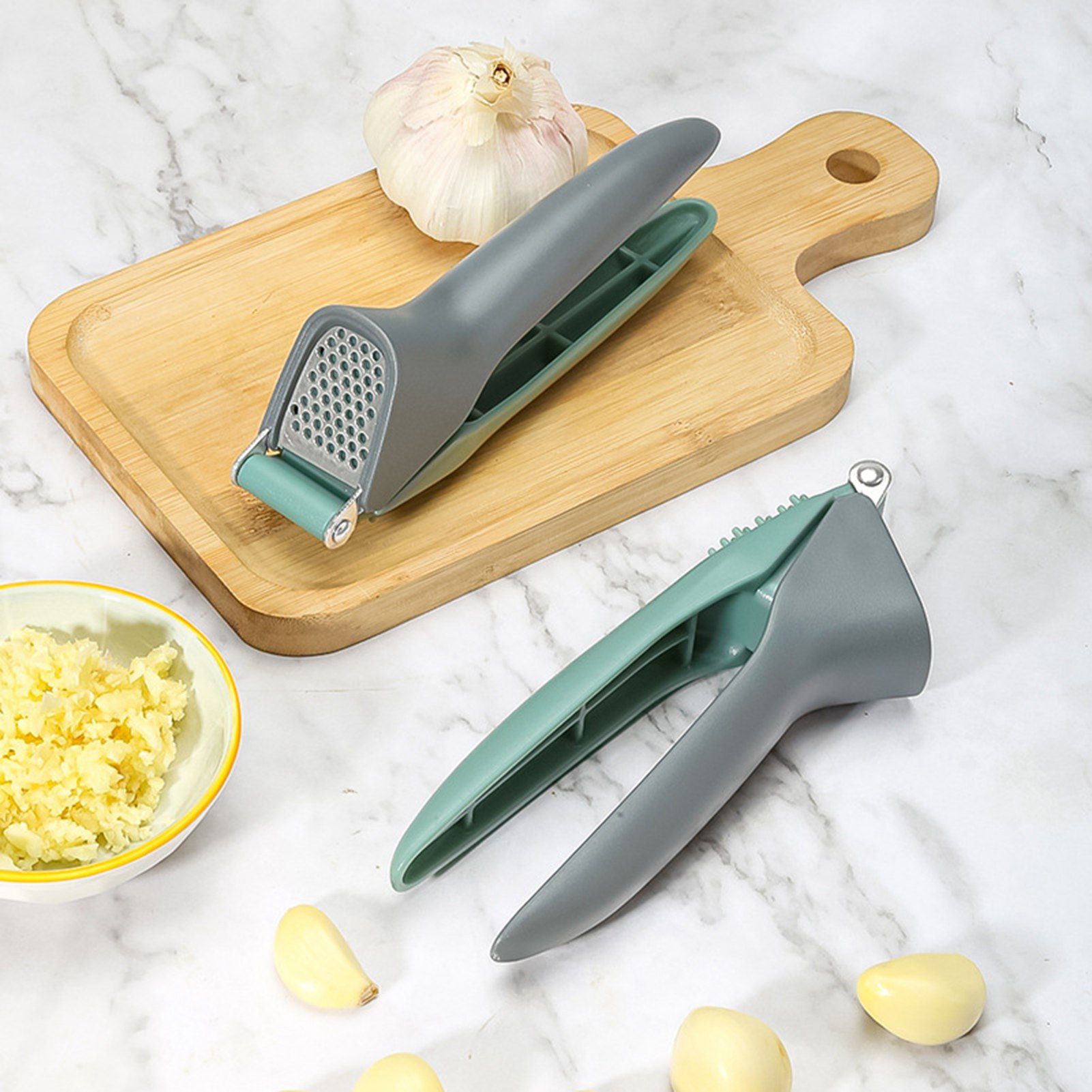 Stainless Steel Garlic Press Manual Easy to Squeeze Clean Garlic Ginger Mincer view 10