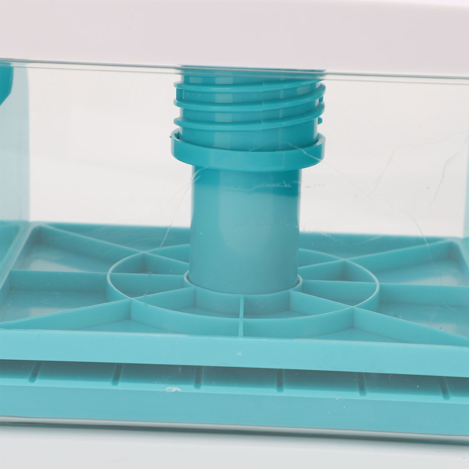Tofu Press Efficient Use Plastic U Shaped Drip Tray Sealing Lid Tofu Presser view 2