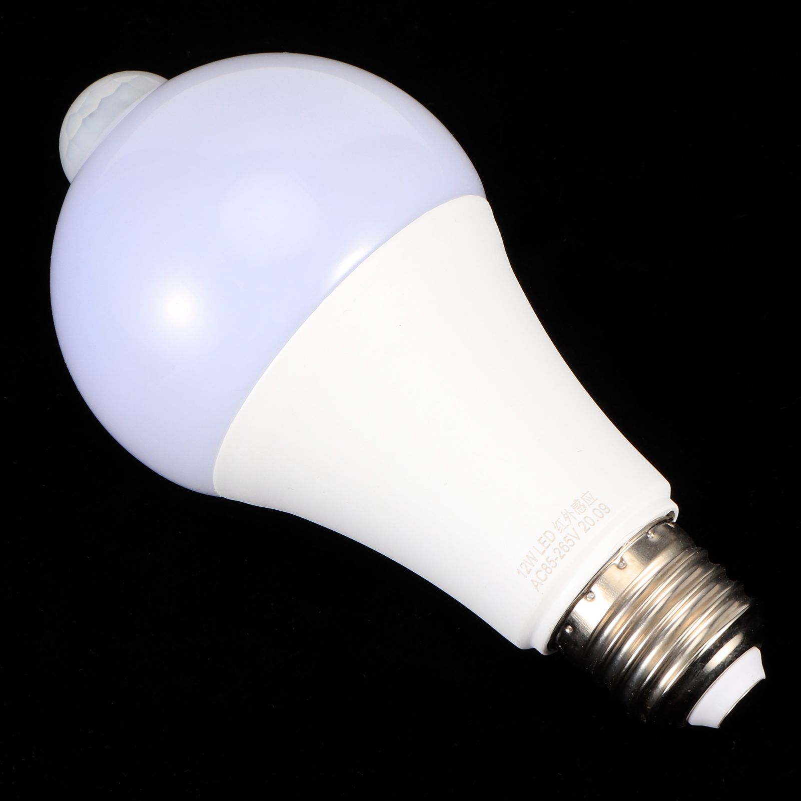 E27 Infrared Human Body Motion Induction Light Bulb for Corridor Balcony view 12