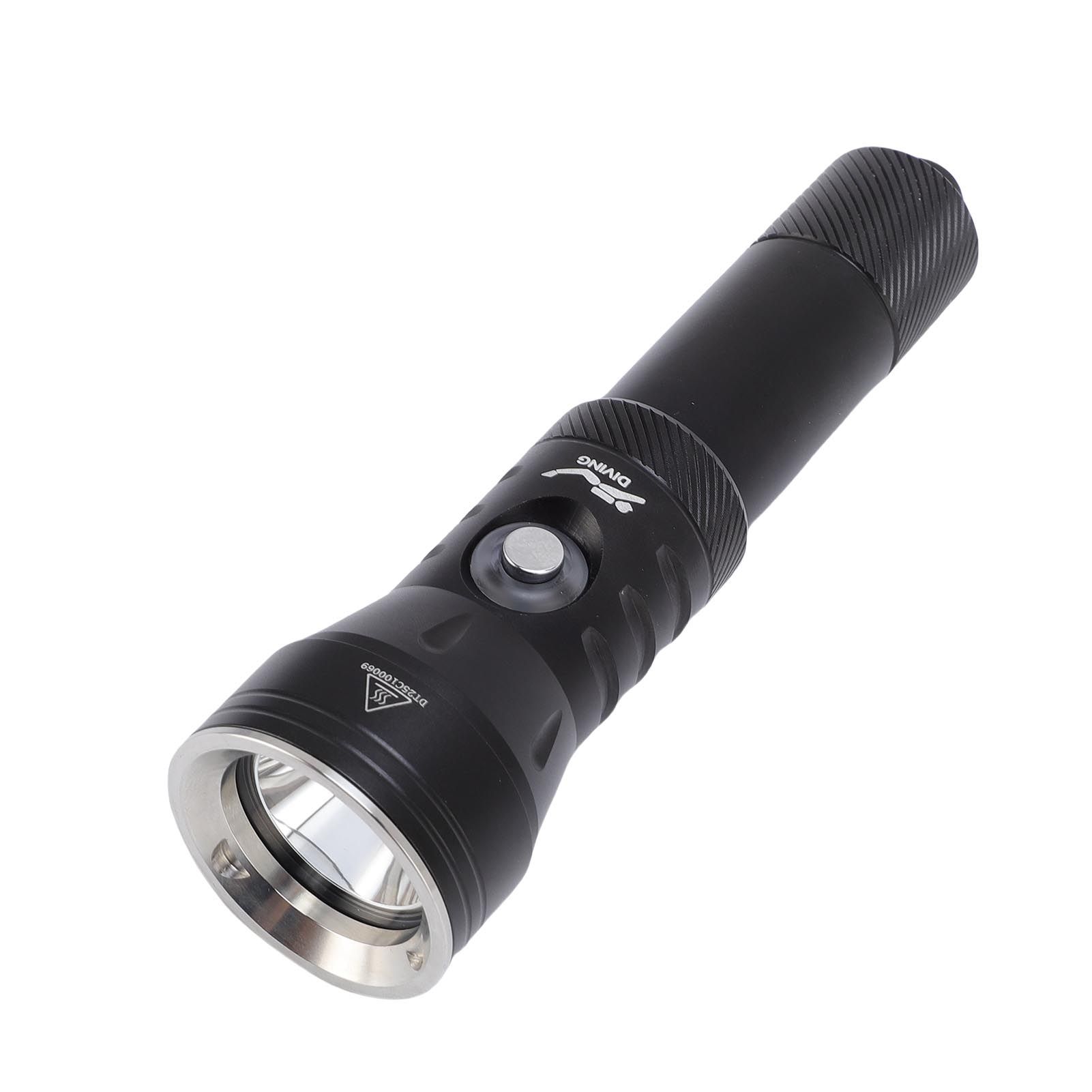 Diving Flashlight Aluminum Alloy IPX8 Rainproof 2000LM 5 Modes 100M Underwater view 9