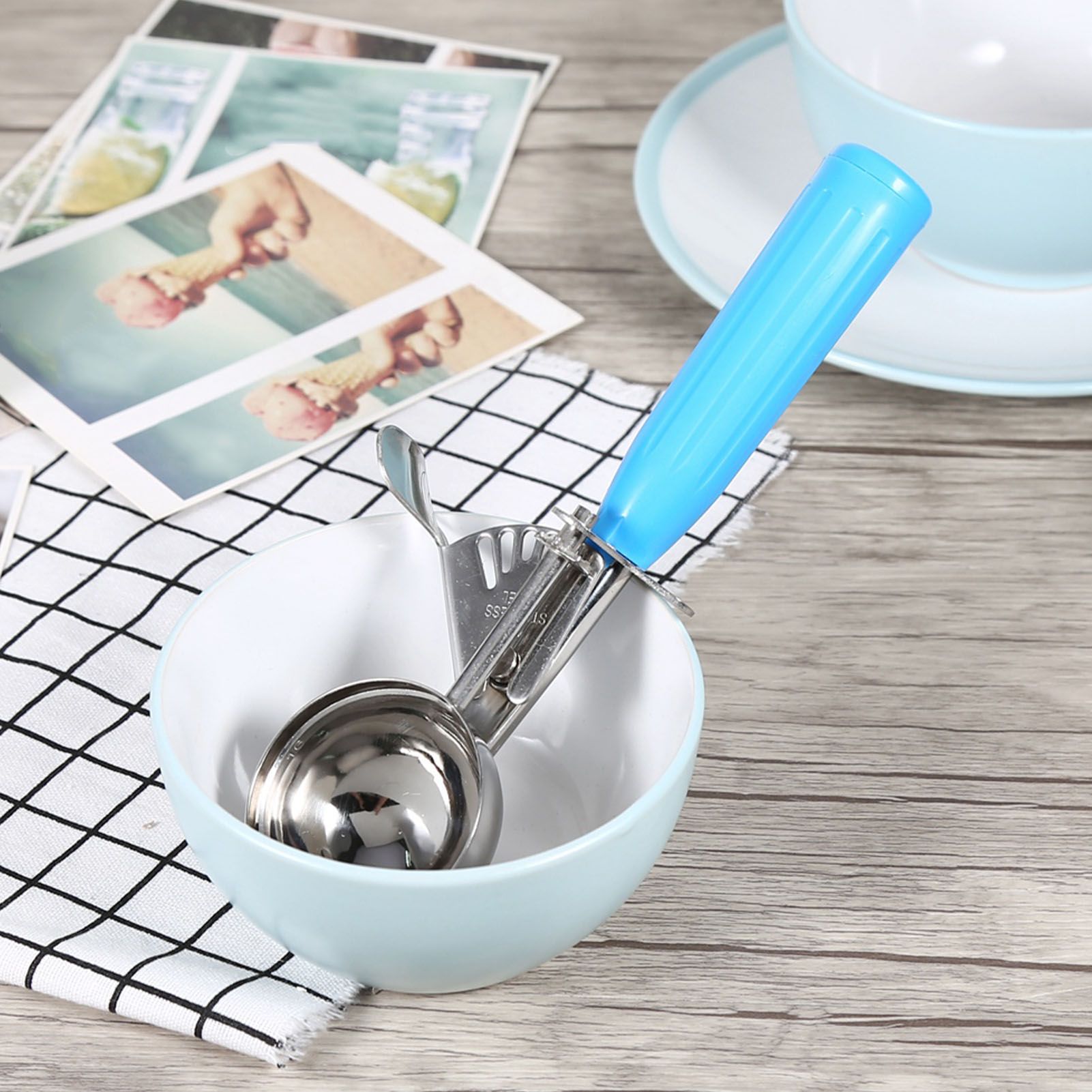 Practical Stainless Steel Fruit Ice Cream Scoop Spoon with Plastic Handle view 12
