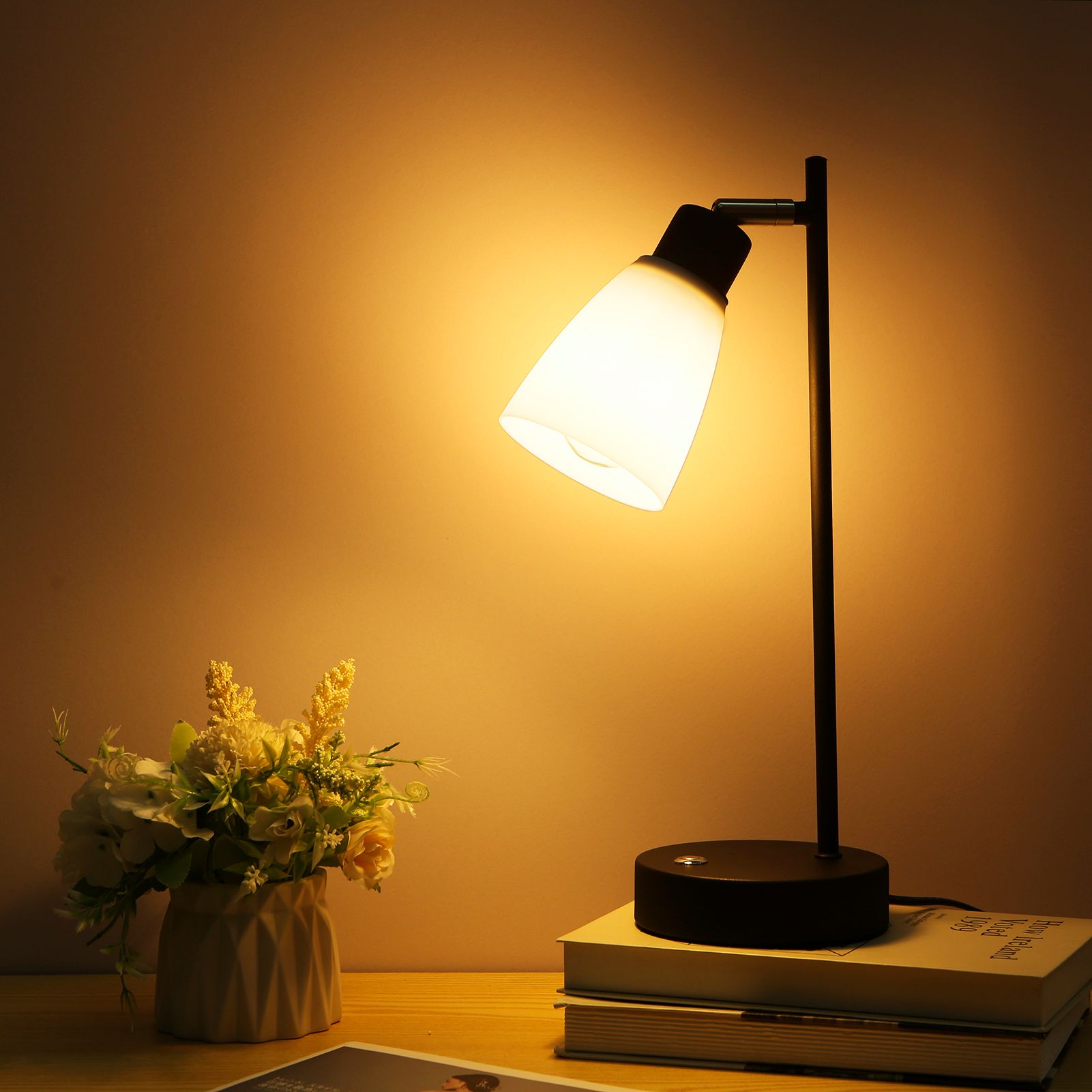 Industrial Table Light Beside Lamp 1 Type C & 1 USB Charging Port Stepless view 5