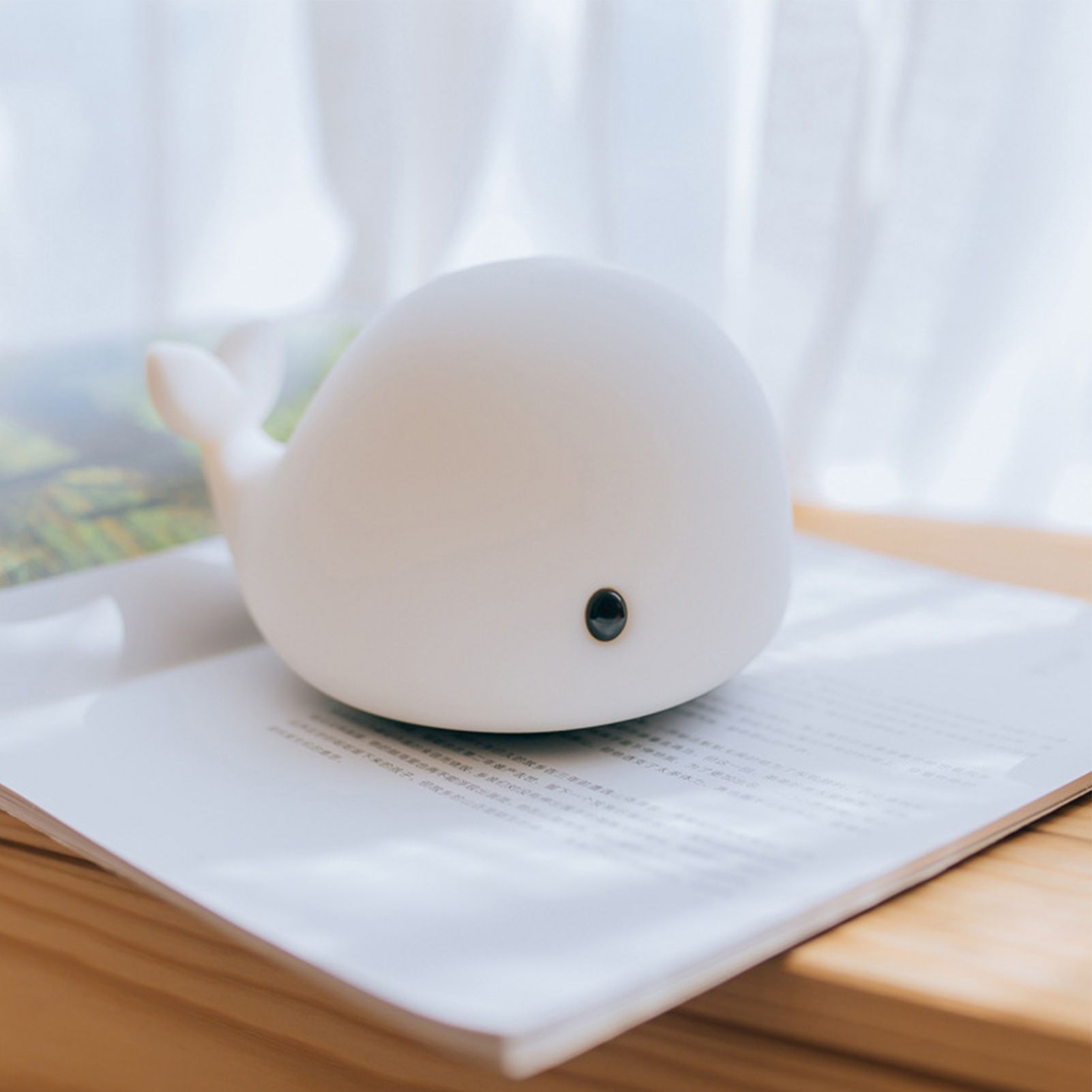USB Rechargeable Silicone Light Cartoon Colorful Whale Pat Light Color view 4