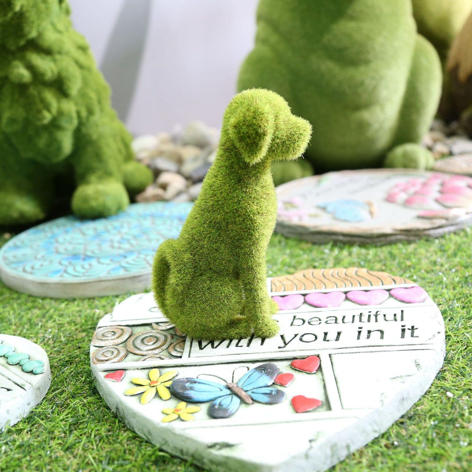 Flocked Animal Statue European Style Handcrafted Resin Simulation Moss Flocked view 3