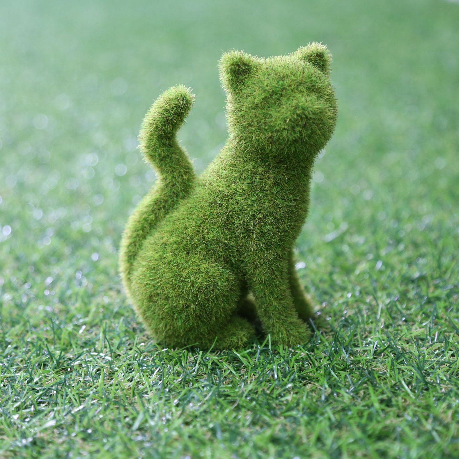 Flocked Animal Statue European Style Handcrafted Resin Simulation Moss Flocked — image 1