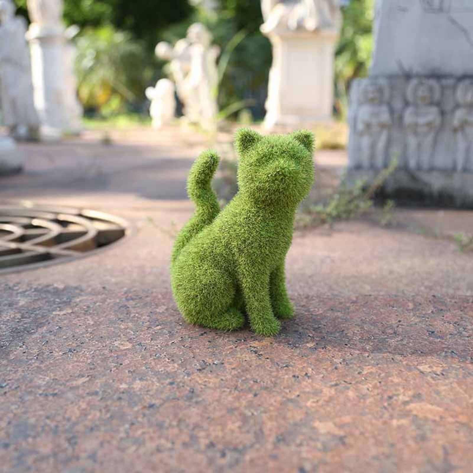Flocked Animal Statue European Style Handcrafted Resin Simulation Moss Flocked view 3