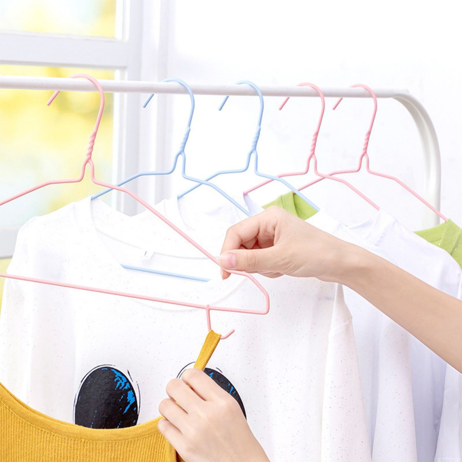 30 Pcs Clothes Hangers Hook Design Anti Skid Environmentally Friendly Metal view 6