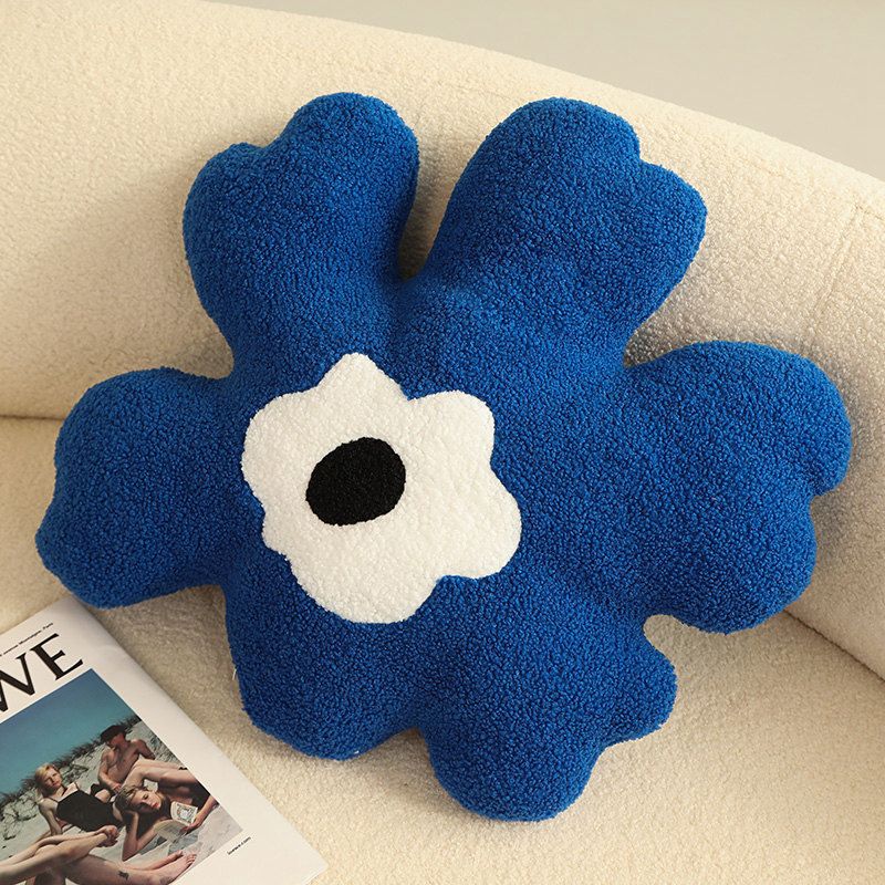 Hugging Pillow Flower Shaped Sponge Filling Soft Thick Decorative Throw Pillow