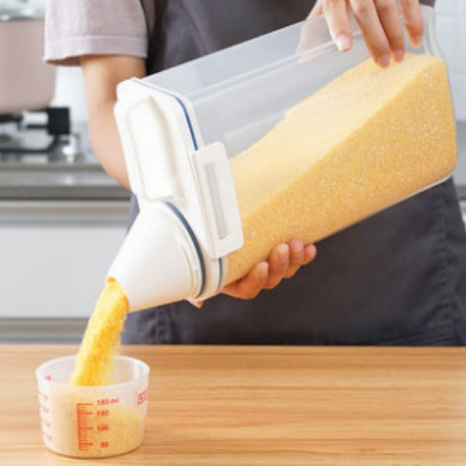 Rice Container Portable Compact 2kg Capacity Box Design Food Grade PP Plastic view 7