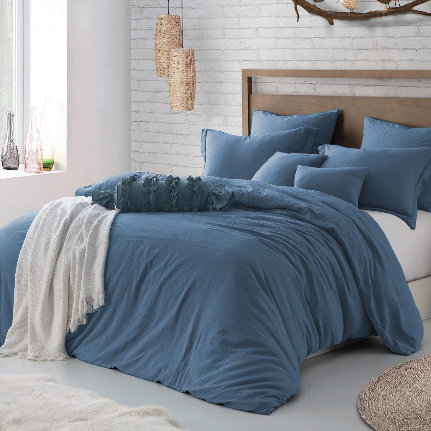Hotel Soft Microfiber Duvet Cover Set-2000TC Quilt Cover Set & Pillowcases -1 — image 1