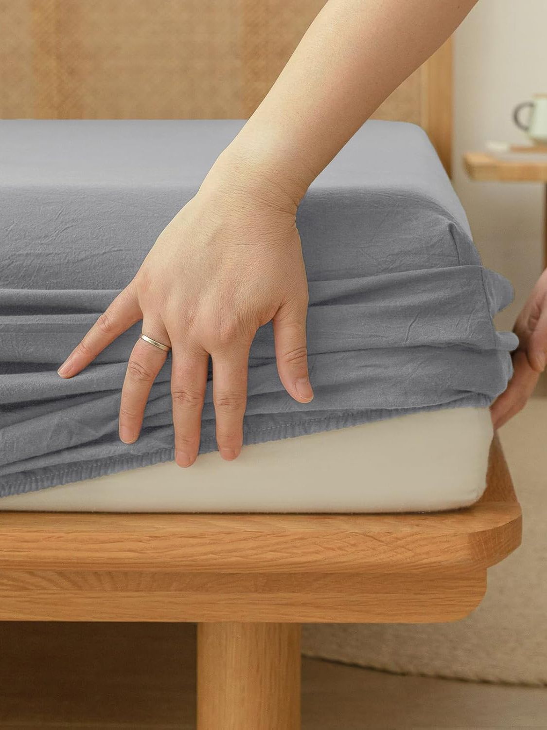 100% Cotton Fitted Sheet - Super Soft 40cm Deep Pocket Bottom Sheets - White view 4