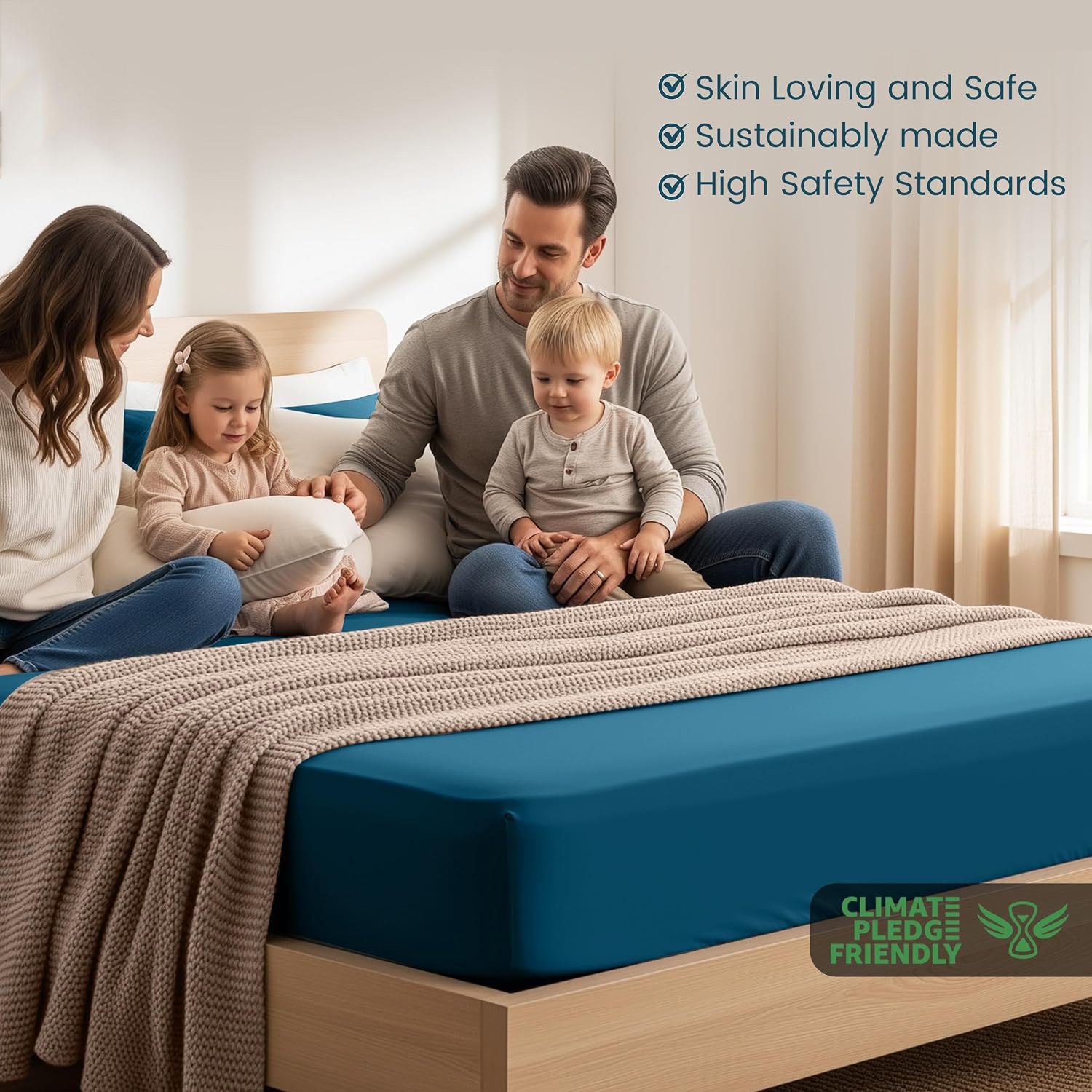 Hotel Quality Fitted Sheet - 1 Piece Fitted Sheet -Breathable Bedding - Wrinkle view 3