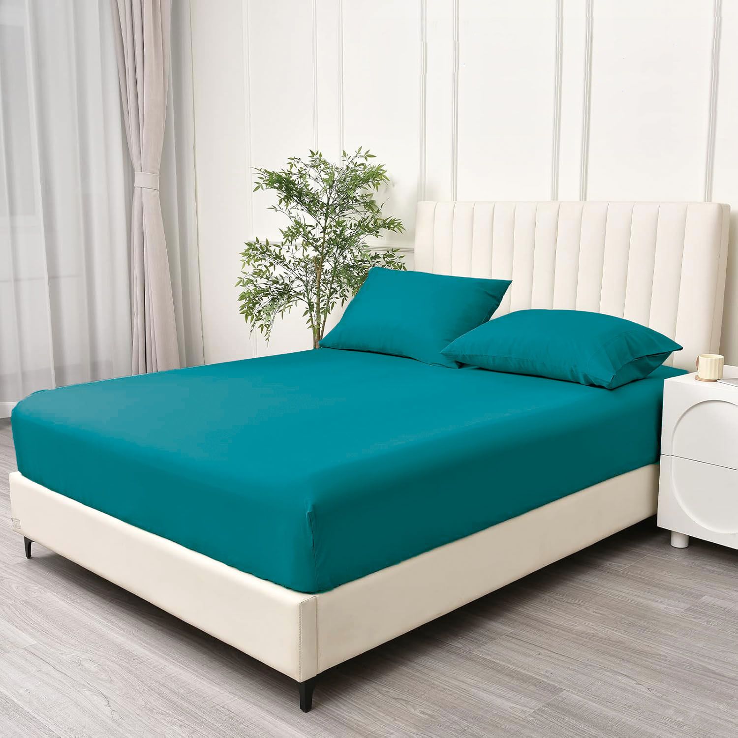 3 Piece Fitted Sheet Set- Fitted Sheet & Pillowcases -Breathable Bedding - Wrinkle view 2