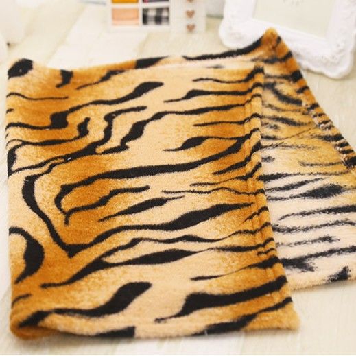 Shine Coral Fleece Pet Blanket for Dogs and Cats Rainbow Blanket S length 55cm view 5