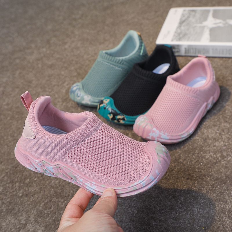 Kids Breathable Fly Woven Running Shoes Black 31-37 yards one hand 6 pairs view 3