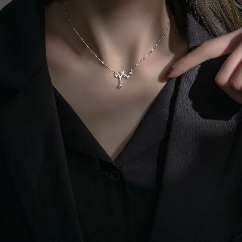 Necklace Women Alloy Bow Water Wave Chain Simple necklace view 3