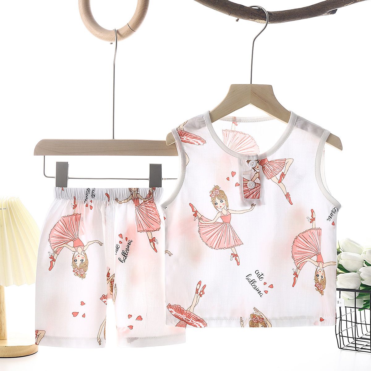 Tong Xinyuan Kids Cotton Silk Vest Set Shorts (White background color)