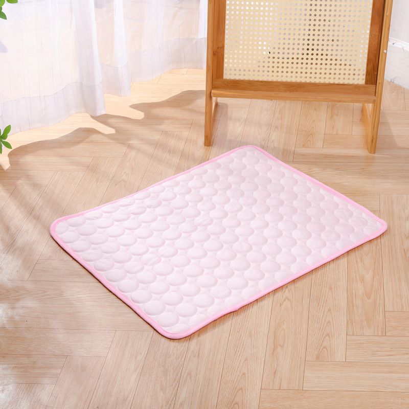 Jun Zhe Pet Ice Silk Cooling Mat for Dogs Ice Silk Pad Pink S(50*40cm) about 90g