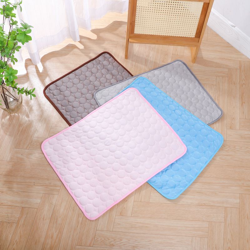 Jun Zhe Pet Ice Silk Cooling Mat for Dogs Ice Silk Pad Pink L(70*55cm) about 170g view 3