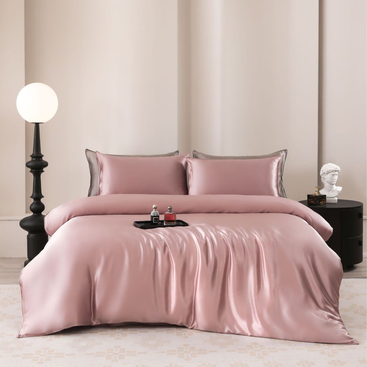 Oval Silk Workshop 22 Momme Silk Four Piece Set 1.8 m bed (2x 2.3 m quilt — image 1